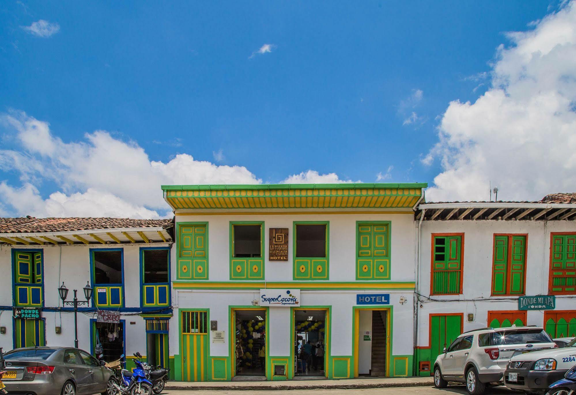 La De La Plaza